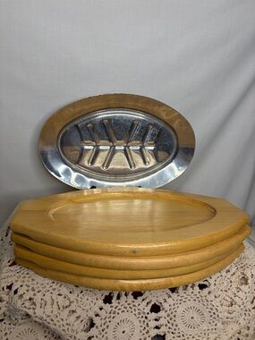 Four (4) steak plates with inserts